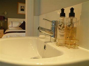 Jasmine House Bed And Breakfast Cheltenham Esterno foto