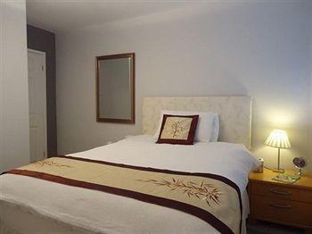 Jasmine House Bed And Breakfast Cheltenham Esterno foto